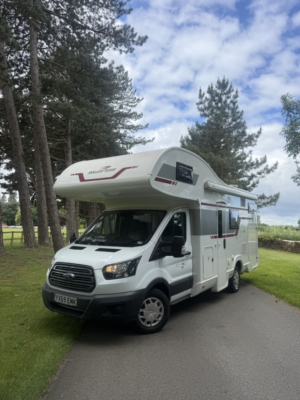 2019 Roller Team Zefiro 690 - in White — image 5