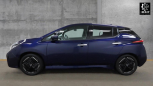 2023 Nissan Leaf 39kwh Tekna Auto 5dr in Blue — image 3