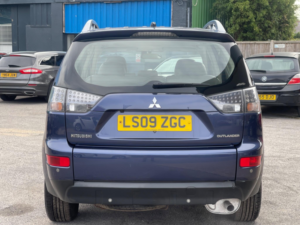 2009 Mitsubishi Outlander 2.4 Mivec Elegance Auto 4WD Euro 4 5dr in Blue — image 6