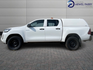 2021 Toyota Hilux 2.4 D-4d Active in White — image 4