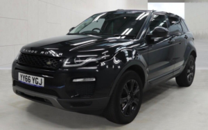 2017 Land Rover Range Rover Evoque 2.0 Ed4 Se Tech Fwd Euro 6 (s/s) 5dr in Black — image 2