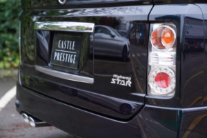 2007 Nissan Elgrand MPV E51 2.5 Highway Star 5dr *camper Conversion* in Multicolour — image 5