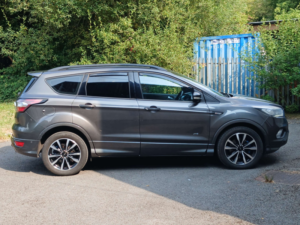 2018 Ford Kuga 1.5 Kuga St-Line 4x4 Auto 4WD 5dr in Grey — image 2