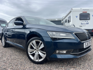 2016 Skoda Superb 1.4 Tsi Act Se L Executive in Blue — image 3