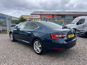2016 Skoda Superb 1.4 Tsi Act Se L Executive in Blue — image 4