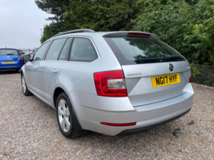 2017 Skoda Octavia 1.6 Tdi Se Technology Estate 5dr Diesel Manual Euro 6 (s/s) (115 Ps) in Silver — image 4