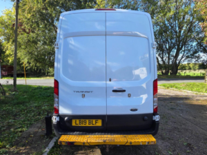 2019 Ford Transit 2.0 350 Ecoblue Fwd L2 H3 Euro 6 5dr in White — image 4