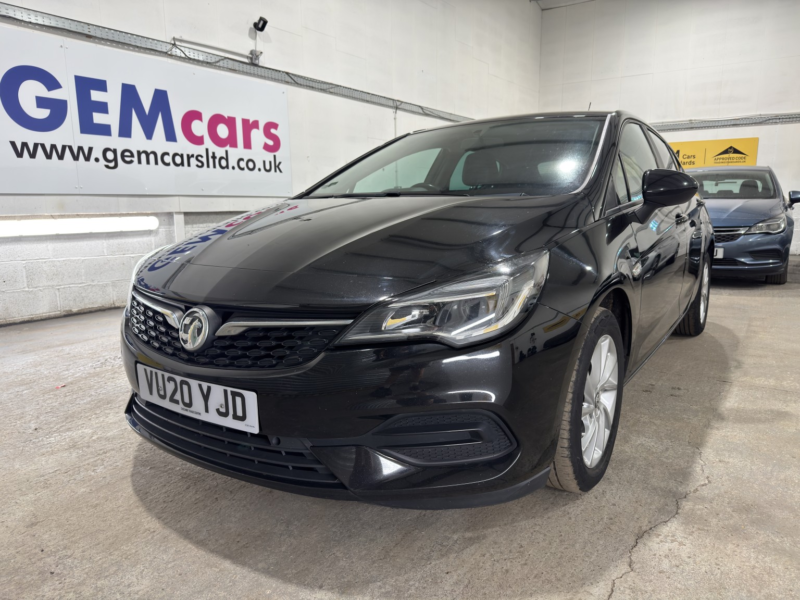 2020 Vauxhall Astra 1.2 Turbo Business Edition Nav in Black — image 1
