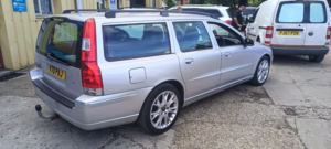 2006 Volvo V70 2.4d Se Estate 5dr Diesel Manual (179 G/km, 163 Bhp) in Silver — image 5