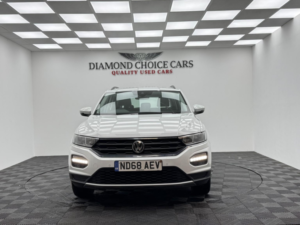 2018 Volkswagen T-Roc 1.0 Tsi Se in White — image 2