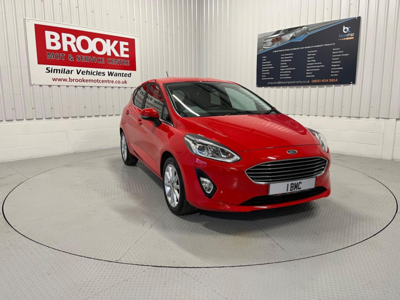 2021 Ford Fiesta 1.0t Ecoboost Titanium Euro 6 (s/s) 5dr in Red — image 1