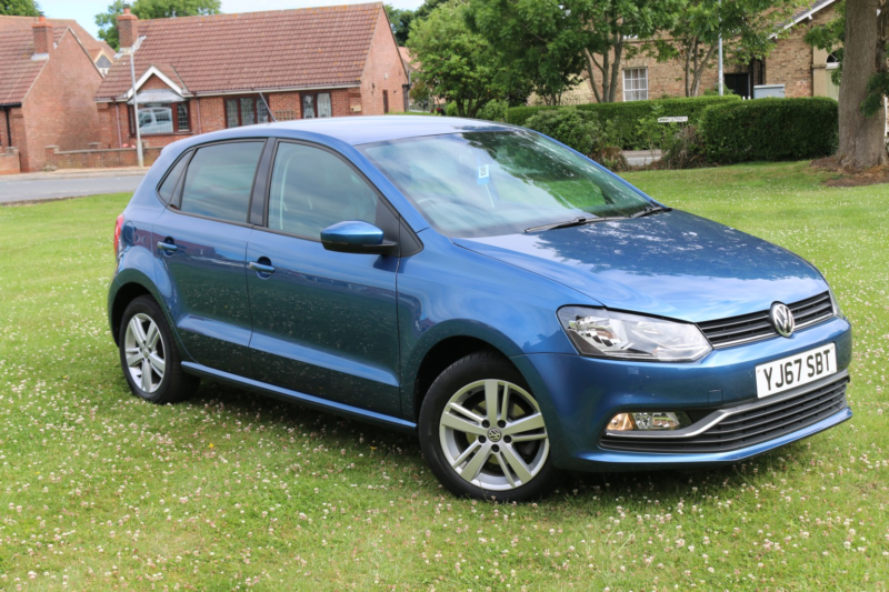 2017 Volkswagen Polo 1.2 Tsi Match Edition in Blue — image 1