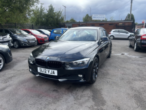 2012 BMW 3 Series 2.0 320d Efficient Dynamics in Black — image 5