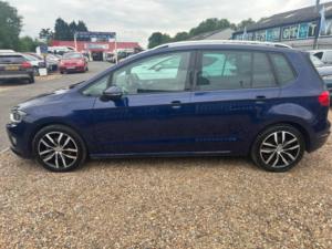2017 Volkswagen Golf Sv 1.4 Tsi Bluemotion Tech Se DSG Euro 6 (s/s) 5dr in Blue — image 4