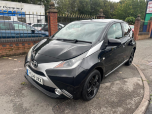 2014 Toyota Aygo 1.0 Vvt-I X-Clusiv Euro 5 5dr Euro 5 in Black — image 2