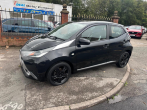 2014 Toyota Aygo 1.0 Vvt-I X-Clusiv Euro 5 5dr Euro 5 in Black — image 5