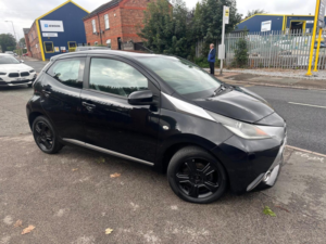 2014 Toyota Aygo 1.0 Vvt-I X-Clusiv Euro 5 5dr Euro 5 in Black — image 6