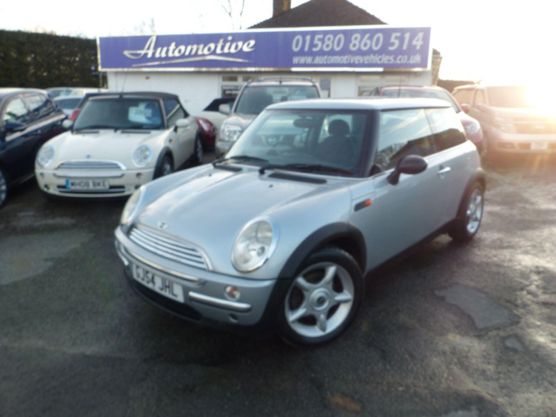 2004 MINI Hatch 1.6 One Hatch in Silver — image 1