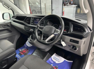 2024 Volkswagen Transporter 2.0 Tdi T32 Highline Kombi DSG Fwd Swb Euro 6 (s/s) 5dr in White — image 3