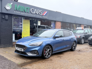 2020 Ford Focus 2.0 Ecoblue St in Blue — image 4