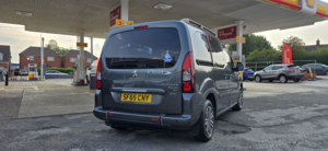 2015 Peugeot Partner Tepee 1.6 Hdi Tepee S in Grey — image 4