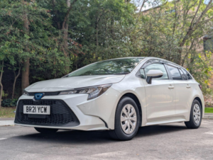 2021 Toyota Corolla 1.8 Vvt-H 5dr Petrol Hybrid in Silver — image 3