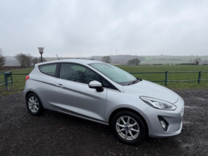 2018 Ford Fiesta 1.1 Ti-Vct Zetec Euro 6 (s/s) 3dr in Silver — image 4