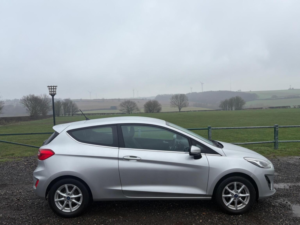 2018 Ford Fiesta 1.1 Ti-Vct Zetec Euro 6 (s/s) 3dr in Silver — image 5