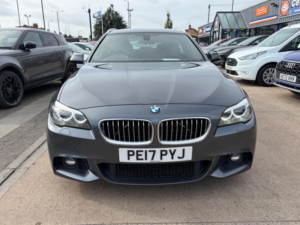 2017 BMW 5 Series 2.0 520d M Sport Touring Euro 6 (s/s) 5dr in Grey — image 3