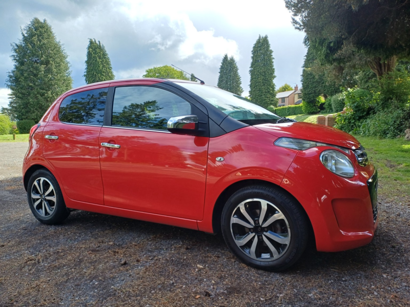 2016 Citroen C1 1.2 Puretech Flair in Red — image 1