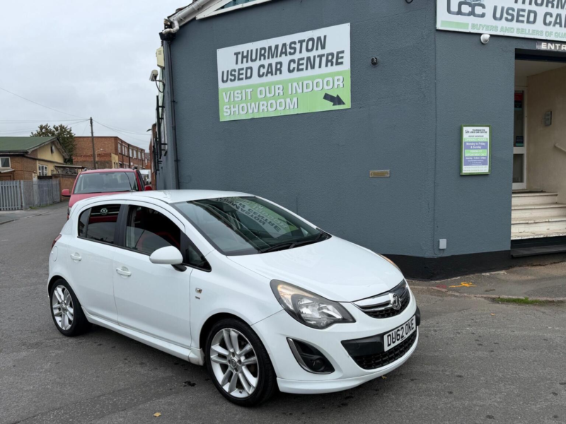 2012 Vauxhall Corsa 1.4 16v Sri Euro 5 5dr in White — image 1