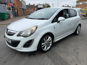 2012 Vauxhall Corsa 1.4 16v Sri Euro 5 5dr in White — image 3