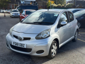 2011 Toyota Aygo 1.0 Vvt-I Ice Euro 5 5dr in Silver — image 3