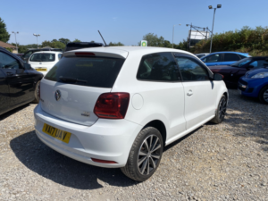 2017 Volkswagen Polo 1.2 Tsi Bluemotion Tech Beats in White — image 3