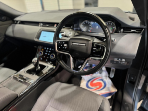 2021 Land Rover Range Rover Evoque 2.0 D165 R-Dynamic Fwd Euro 6 (s/s) 5dr in Grey — image 4