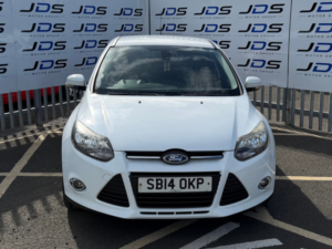 2014 Ford Focus 1.0t Ecoboost Zetec Hatchback 5dr Petrol Manual Euro 5 (s/s) (100 Ps) in White — image 2