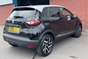 2019 Renault Captur 1.5 Iconic Dci 90 Auto Edc My18 in Black — image 5