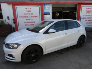 2018 Volkswagen Polo 1.0 Tsi Se in Silver — image 4