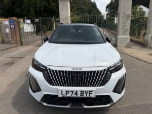 2025 Peugeot 2008 Puretech Eat8 S/s Gt in White — image 2