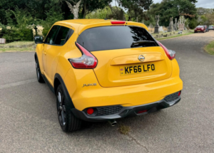 2016 Nissan Juke 1.6 Dig-T Tekna Euro 6 (s/s) 5dr in Yellow — image 4