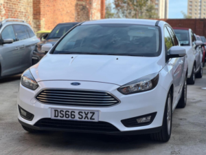 2016 Ford Focus 1.0t Ecoboost Zetec Auto Euro 6 (s/s) 5dr in White — image 3