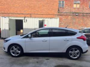 2016 Ford Focus 1.0t Ecoboost Zetec Auto Euro 6 (s/s) 5dr in White — image 6