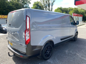 2022 Ford Transit Custom 2.0 300 Ecoblue Trail Panel Van 5dr Diesel Manual L2 H1 Euro 6 (s/s) (170 Ps) in Grey — image 6