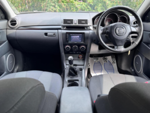 2008 Mazda Mazda3 1.6 Sport 5dr in Black — image 5