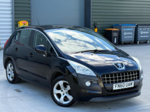 2010 Peugeot 3008 1.6 Hdi Sport Euro 4 5dr in Black — image 2