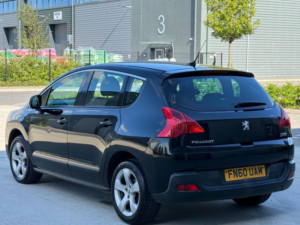 2010 Peugeot 3008 1.6 Hdi Sport Euro 4 5dr in Black — image 6
