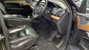2016 Volvo Xc90 2.0h T8 Twin Engine 9.2kwh Inscription Auto 4WD Euro 6 (s/s) 5dr in Black — image 2
