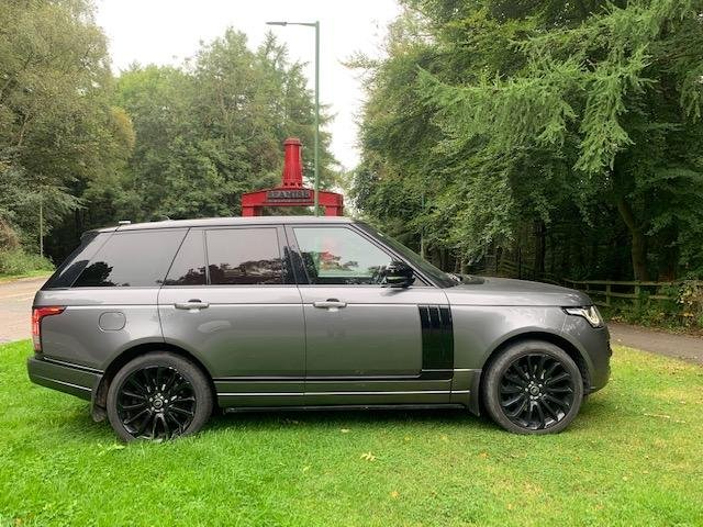 2015 Land Rover Range Rover Sdv8 Vogue Autobiography in Grey — image 1