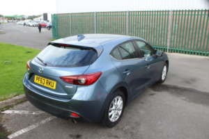 2014 Mazda Mazda3 1.5 Skyactiv-G Se Nav Euro 5 (s/s) 5dr in Blue — image 6