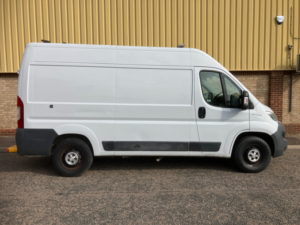 2017 Fiat Ducato 2.0 Multijetii 35 Panel Van 5dr Diesel Manual M H2 Euro 6 (s/s) (115 Ps) in White — image 4